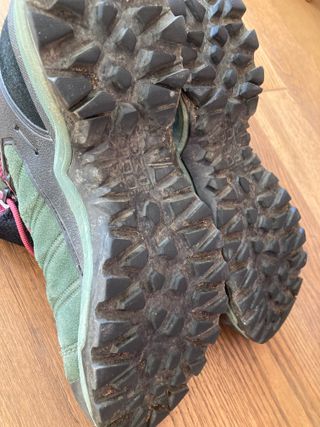 Bota de andar mujer cómoda