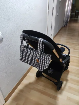 Silla de paseo con colchoneta y bolso
