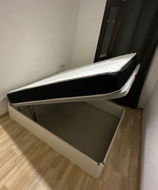 Canapé canapé canapé