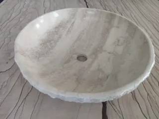 Lavabo sobre encimera de mármol Travertino Crema