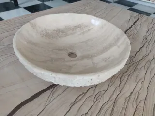 Lavabo sobre encimera de mármol Travertino Crema