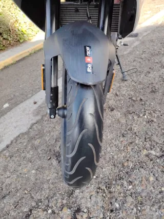 APRILIA Tuono 125cc