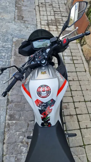 APRILIA Tuono 125cc