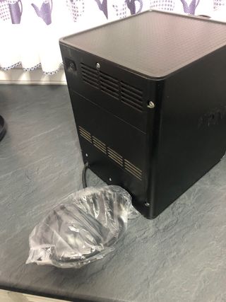 Cafetera Nespresso DeLonghi Plata