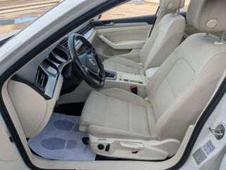 Volkswagen Passat 2.0Tdi DSG Techo Garantía IVA In
