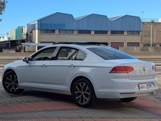 Volkswagen Passat 2.0Tdi DSG Techo Garantía IVA In