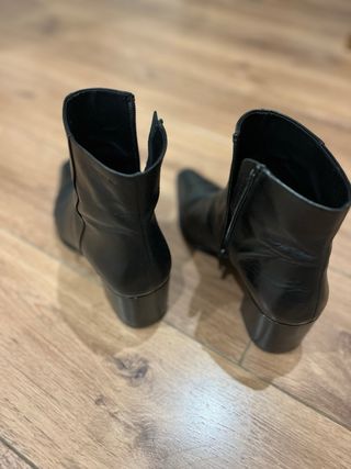 Botas altas pretas Schuh novas