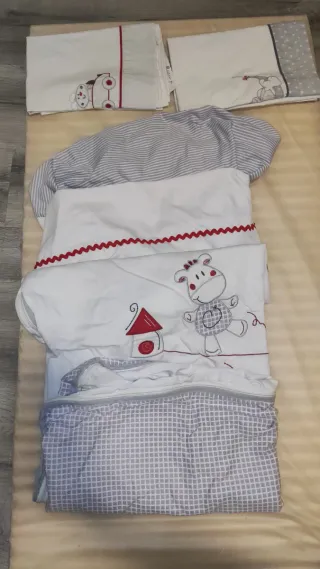 Cuna Ikea Sundvik + Accesorios