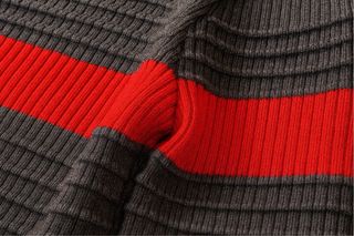 Nuevo Jersey gris invierno con rayas naranjas