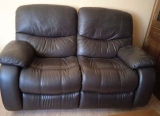 Sofá de piel reclinable marron oscuro