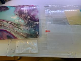 Funda + Protector MacBook Pro 13 2016-2022