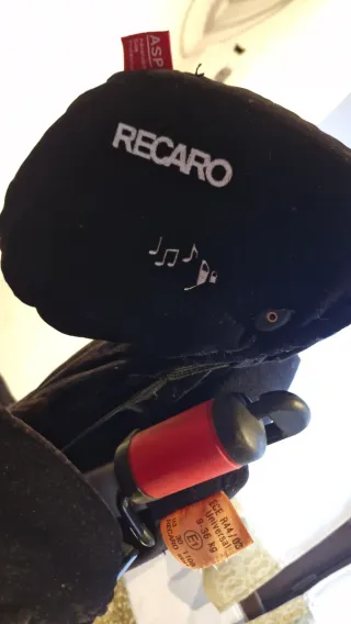 Silla coche Recaro 9-36kg Con altavoz incorporado