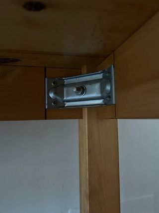 Mesa de madera maciza con 4 sillas