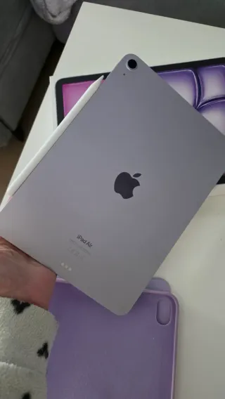 iPad Air 11” (M2) – 128 GB