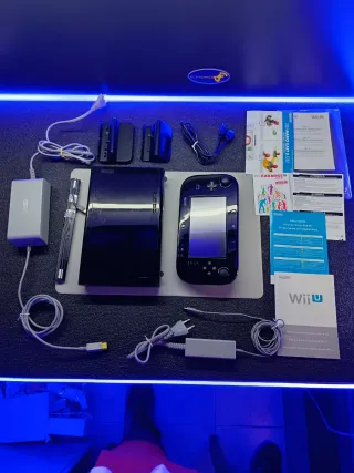 Nintendo Wii U Mario Kart 8 Premium Pack