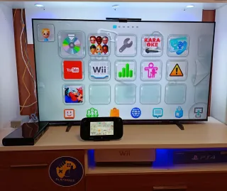 Nintendo Wii U Mario Kart 8 Premium Pack