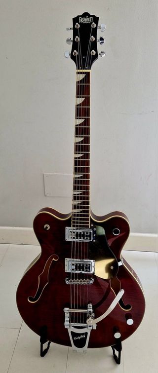 Eastwood Airline Classic 6 Deluxe Guitarra