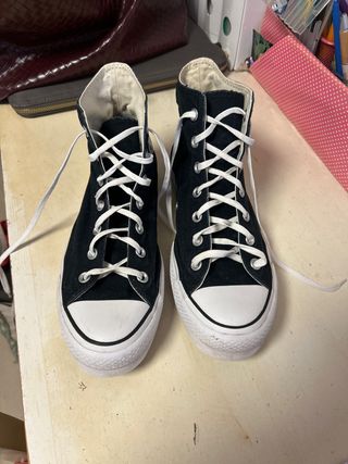 Converse negras plataforma precio NEGOCIABLE