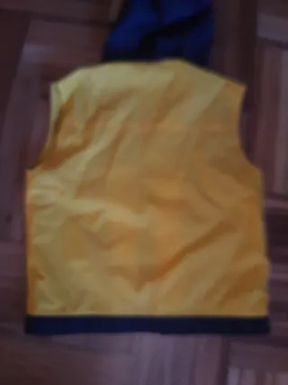 Chaleco cortavientos talla 16