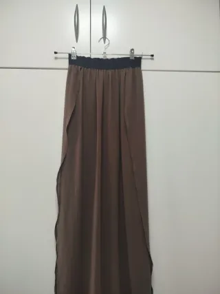 Falda larga marrón t. M