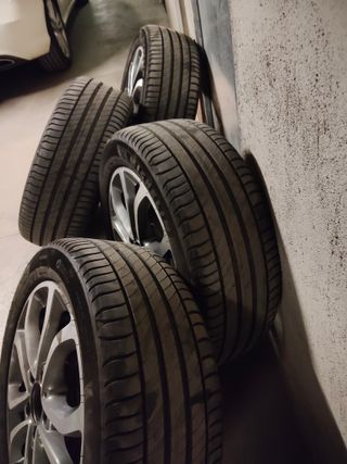 Llantas Mercedes C W205 Michelin
