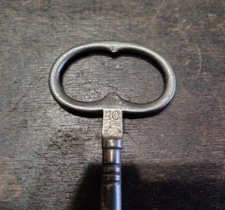 Chiave antica ferro N.10 per orologio pendolo'800