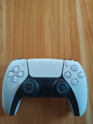 PS5 Slim Digital + Mando Dualsense Blanco