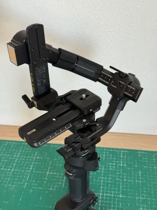 Estabilizador Gimbal Zhiyun Crane 4 Combo