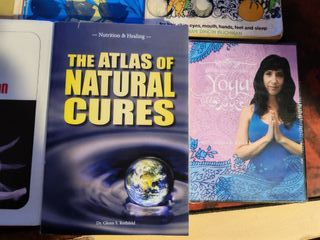 Libros Yoga Retro Inglés x5 + DVD Escucho Ofertas