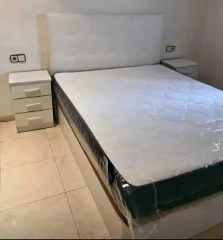 Cama canapé con colchón