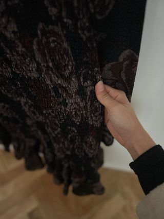 Vestido Zara M flores volantes fruncido