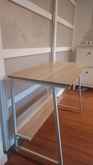 Escritorio madera y metal