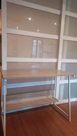 Escritorio madera y metal