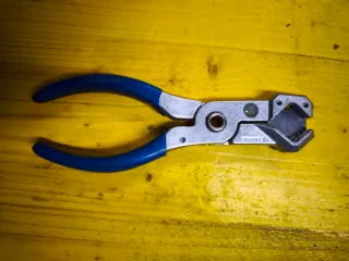 Cortatubos neumático Festo