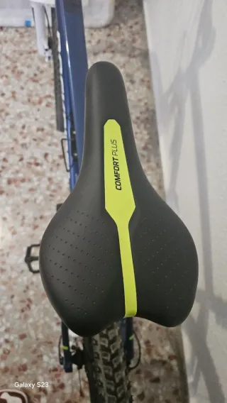 Bicicleta RockRider ST540 Azul