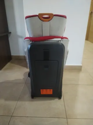 Silla de coche infantil Chicco roja
