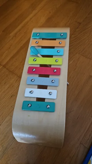 Xilófono de madera para niños