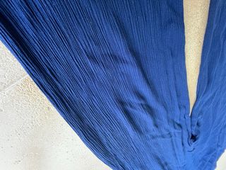 Pantalón azul de lino