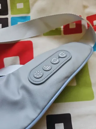 Masajeador de cuello y espalda.