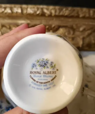 Tazza Flowers July Avon shape