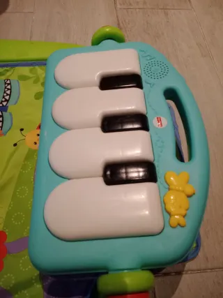 Gimnasio Bebé Piano y Sonidos