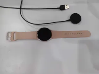 Samsung Galaxy Watch4 (PRECIO NEGOCIABLE)