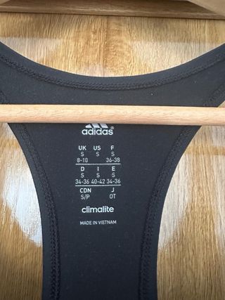 Camiseta deportiva Adidas Talla M