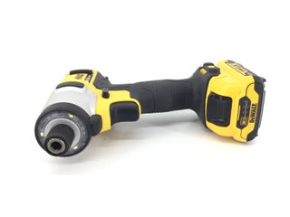 taladro a bateria dewalt dcf815