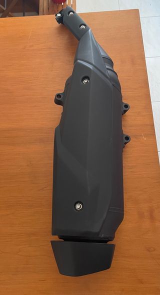 Tubo de escape y pantalla Xmax 400 original