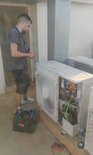 Instalador de Aires acondicionados