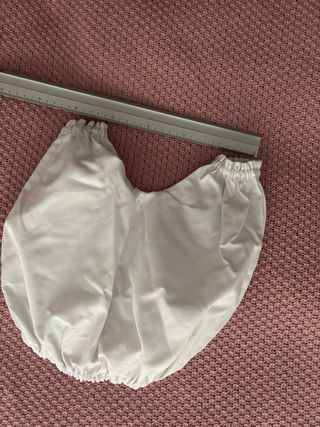 Faldón y ranita de bebé, blancos