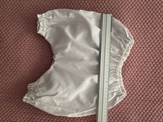 Faldón y ranita de bebé, blancos