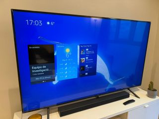 TV 65 SAMSUNG 4K UHD. COMO NUEVO, PLÁSTICOS Y CAJA