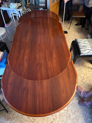 Mesa de comedor extensible de madera